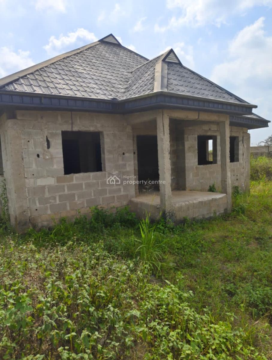 Cheap: Uncompleted 4 Bedroom Fully Detach Bungalow on (a Plot), @ Orile Egun Estate Area, Pakuro, Off Lagos Ibadan Expressway, Mowe Town, Ogun, Detached Bungalow for Sale