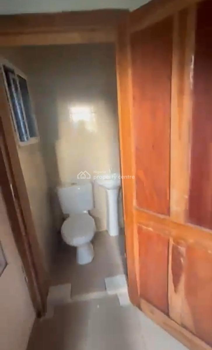 Upstairs Mini Flat at Ogidan { Video}, Ogidan, Sangotedo, Ajah, Lagos, Mini Flat (room and Parlour) for Rent