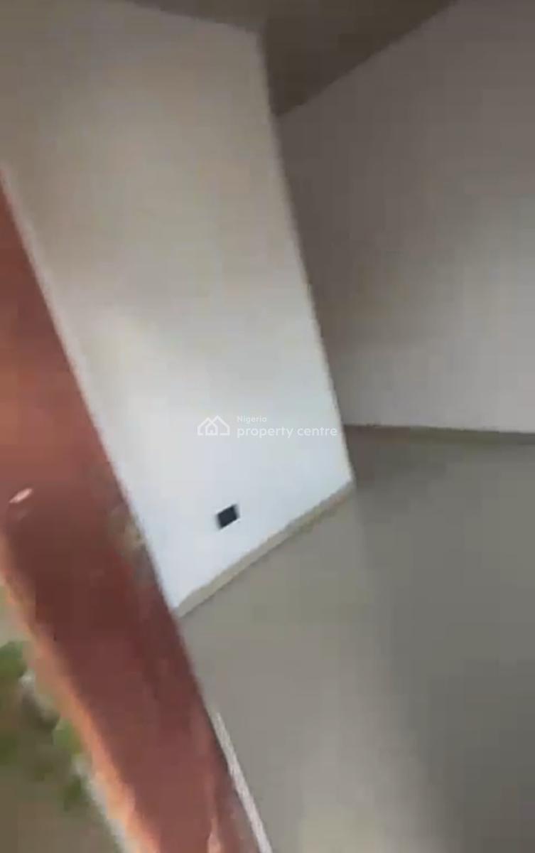 Upstairs Mini Flat at Ogidan { Video}, Ogidan, Sangotedo, Ajah, Lagos, Mini Flat (room and Parlour) for Rent