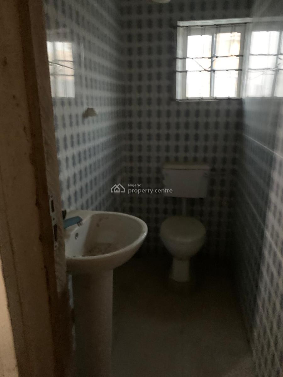 Newly Standard Mini Flat, Praise Avenue Est Igbo-olomu Community Off Owutu Ishawo Road Via Agric, Isawo, Ikorodu, Lagos, Mini Flat (room and Parlour) for Rent