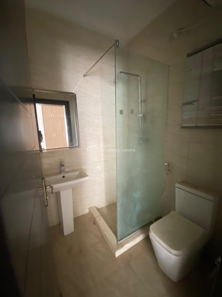 Luxury 2 Bedroom Flat with 1 Bq in a Secured Compound Tarred Road, Jahi, Abuja, Flat / Apartment for Rent