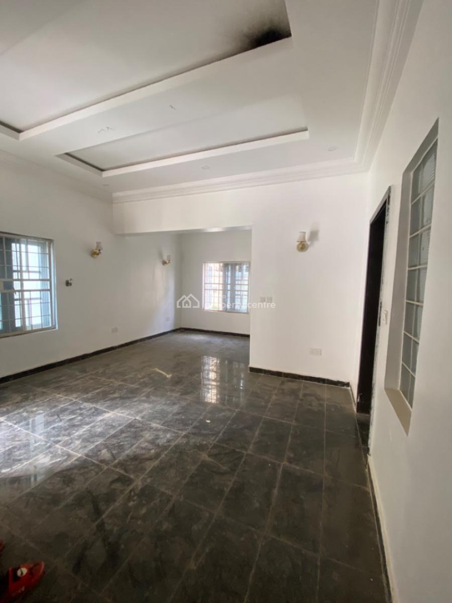 Luxury 2 Bedroom Flat with 1 Bq in a Secured Compound Tarred Road, Jahi, Abuja, Flat / Apartment for Rent