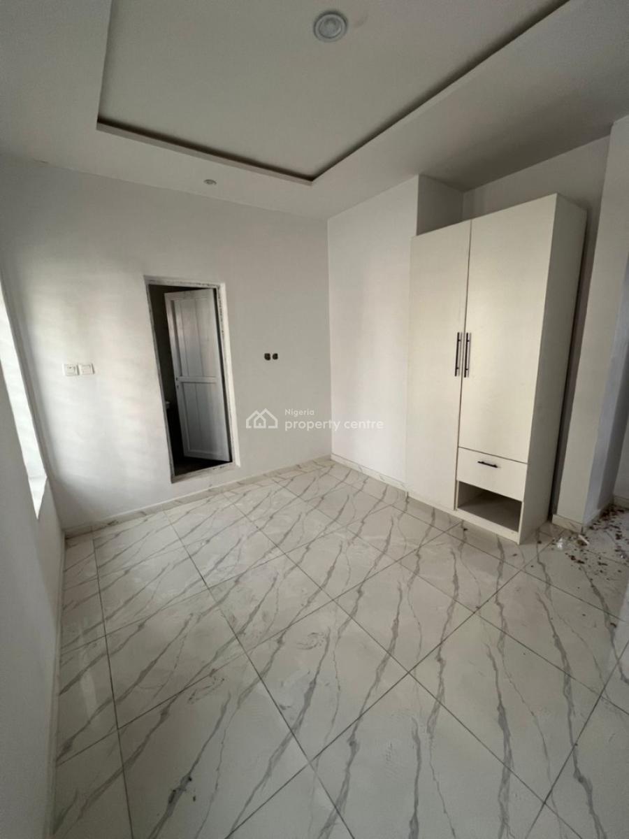 Three Bedrooms Terraced Duplex, Ilaje, Ajah, Lagos, Terraced Duplex for Sale