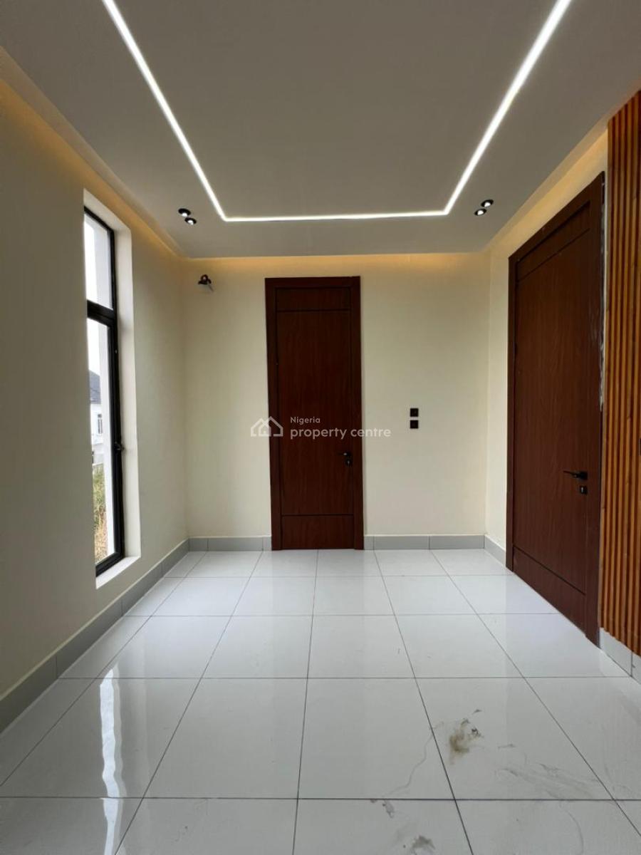 5 Bedroom Detached Duplex with Bq, Orchid Road, Lekki, Lagos, Detached Duplex for Sale
