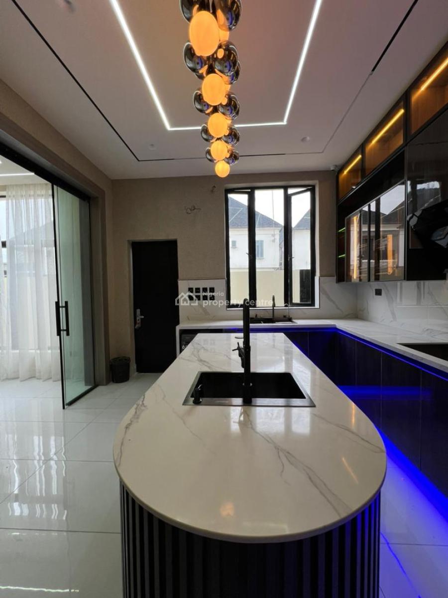 5 Bedroom Detached Duplex with Bq, Orchid Road, Lekki, Lagos, Detached Duplex for Sale