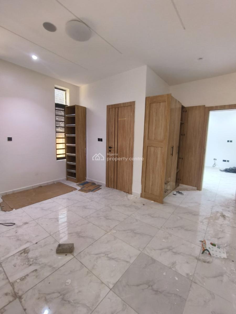 Affordable 2  Bedrooms Apartment, Ologolo, Lekki, Lagos, Flat / Apartment for Sale