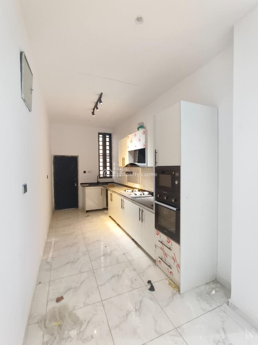 Affordable 2  Bedrooms Apartment, Ologolo, Lekki, Lagos, Flat / Apartment for Sale