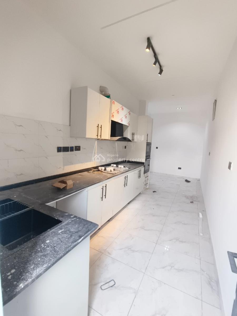 Affordable 2  Bedrooms Apartment, Ologolo, Lekki, Lagos, Flat / Apartment for Sale