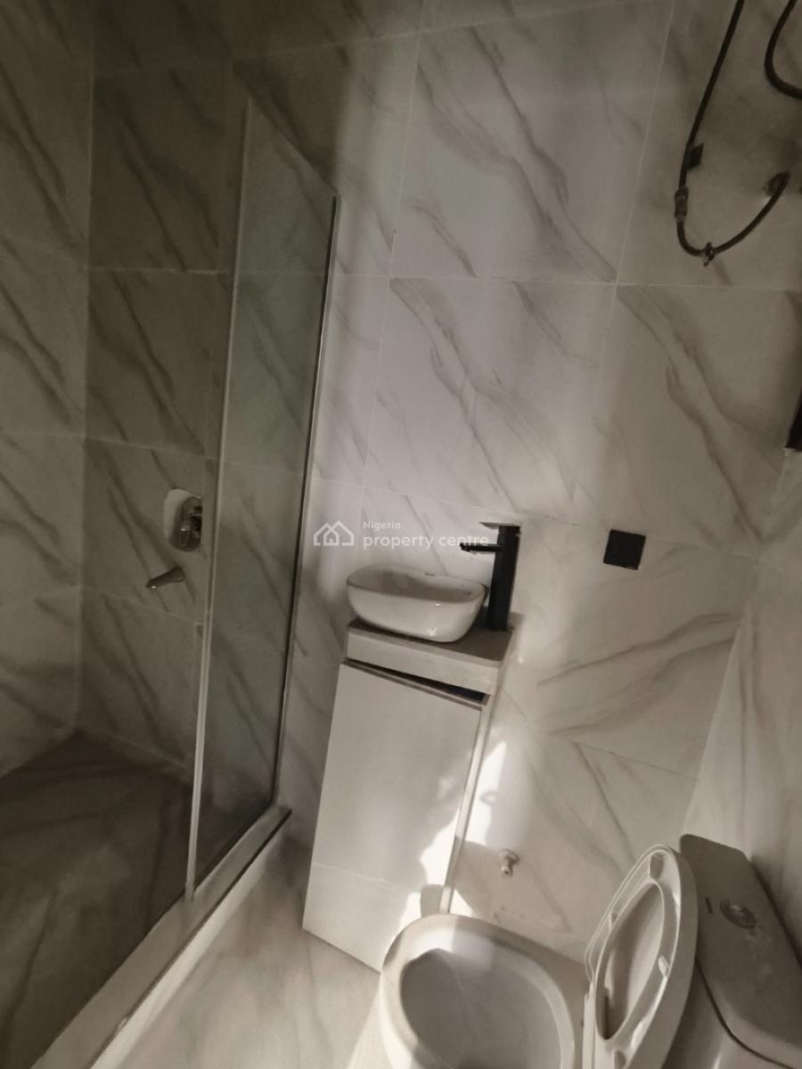 Fully Furnished Pay and Move in 2 Bedrooms Apartment, Ologolo, Lekki, Lagos, Flat / Apartment for Sale