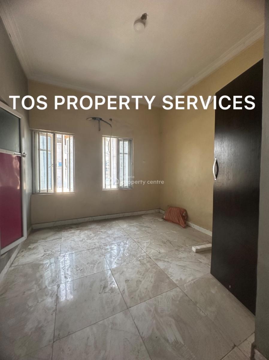 Nice 2 Bedroom All Rooms Ensuite Flat ( Up), Borno Way, Yaba, Lagos, Flat / Apartment for Rent