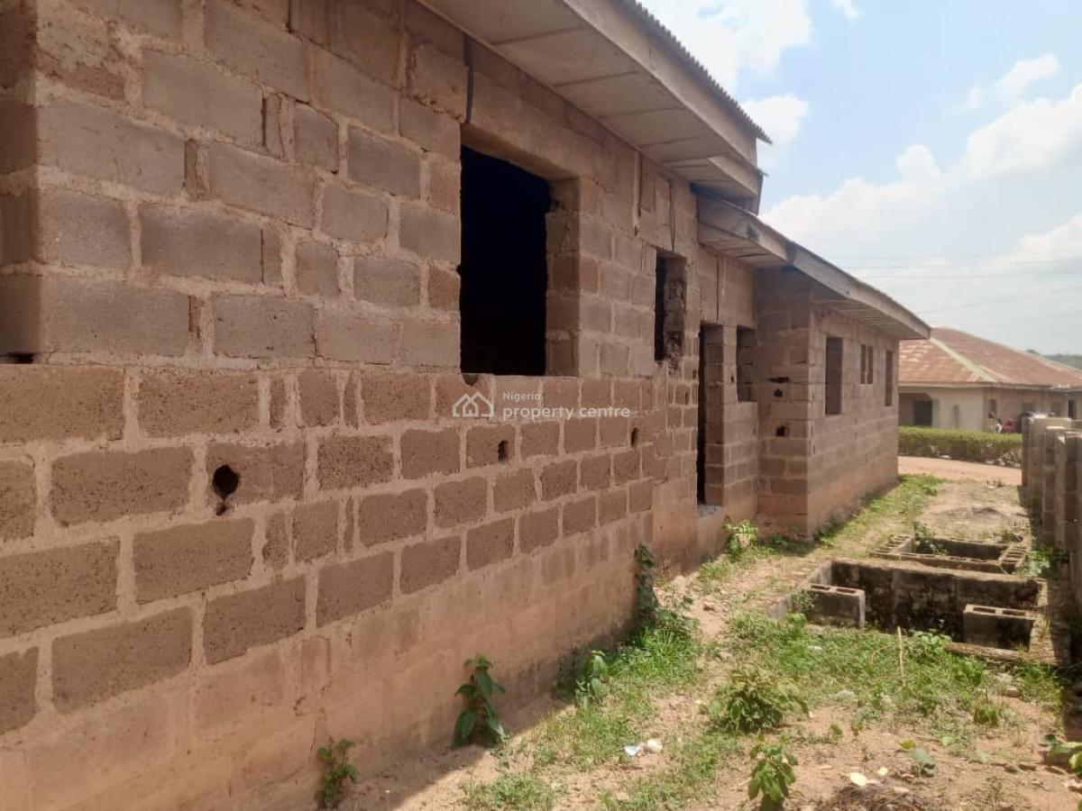 3 Bedroom with 3 Unit of a Room&parlo Self-contained, Madojutimi ,abiola Way., Abeokuta South, Ogun, Block of Flats for Sale