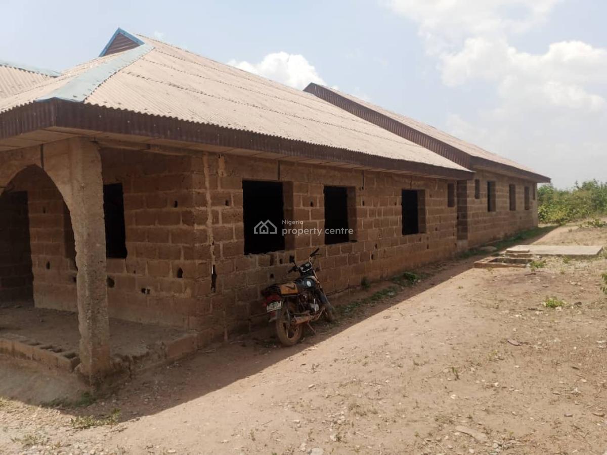 3 Bedroom with 3 Unit of a Room&parlo Self-contained, Madojutimi ,abiola Way., Abeokuta South, Ogun, Block of Flats for Sale