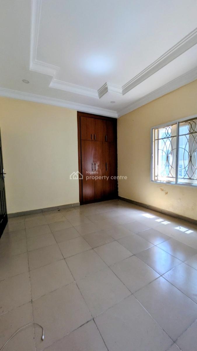 Clean 5bedroom Detached Duplex with 2 Self-contain Bq, By Manreng Estate , Kafe, Life Camp, Abuja, Detached Duplex for Sale