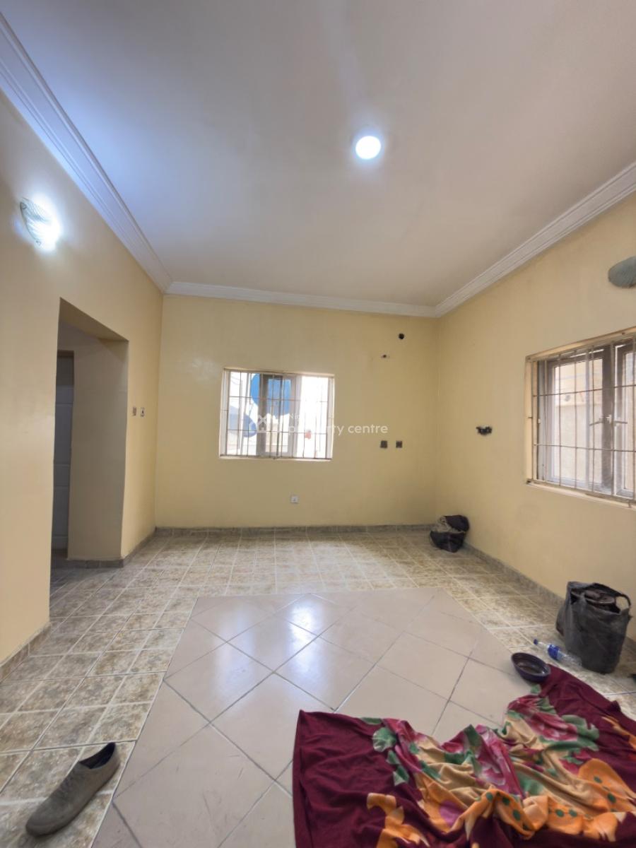 Neatly Renovated Xtra-spacious 3 Bedrooms Flat, By Magistrate Court, Life Camp, Abuja, Flat / Apartment for Rent