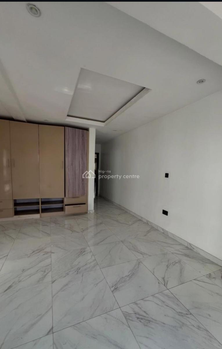 Luxurious 3 Bedroom Flat, Lekki Phase 1, Lekki, Lagos, Flat / Apartment for Rent