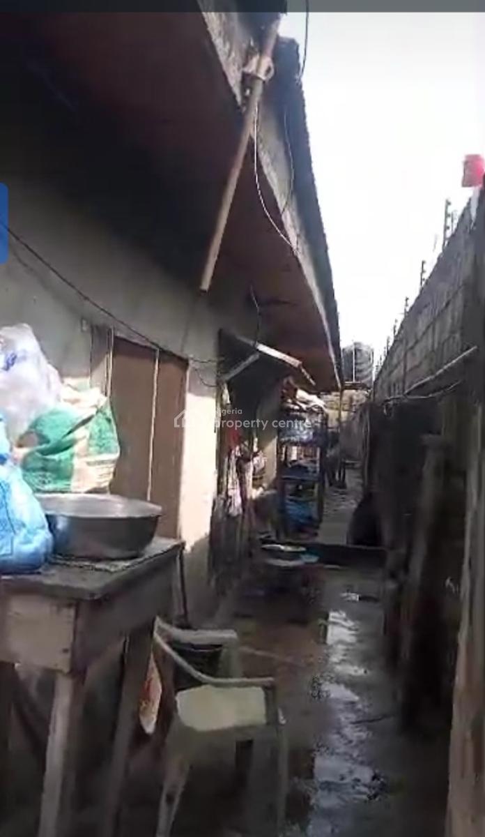 Bungalow Buildings on 4 Plots of Land   at Ekololu Bus, at Ekololu Bus Stop, Surulere, Lagos, Flat / Apartment for Sale