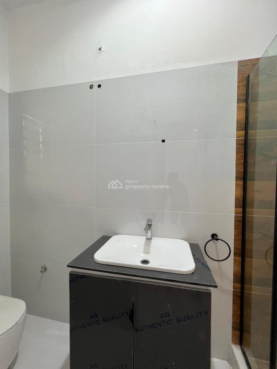 Spacious 4-bedroom Fully Detached House with Bq, Chevron, Lekki, Lagos, Detached Duplex for Sale