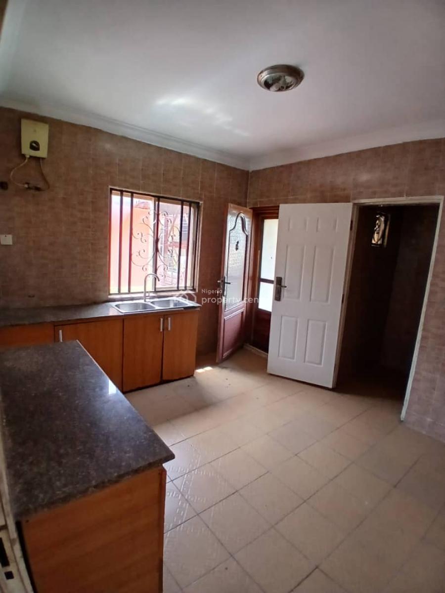 Sharp 2 Bedroom Apartment, 14 Alhaja Oluomo Street, Unity Estate Badore-ajah, Badore, Ajah, Lagos, Flat / Apartment for Rent