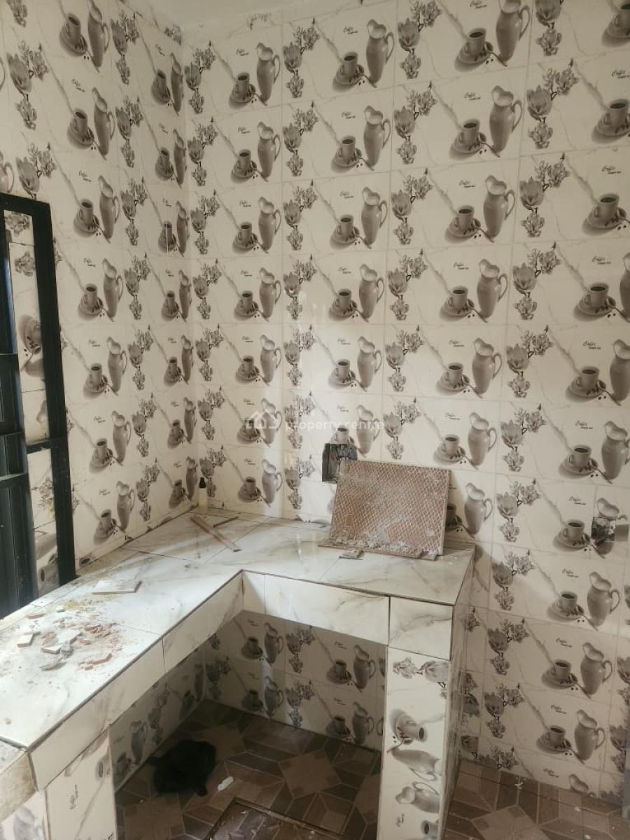 a Newly Built Selfcontained Apartment, Ekpri Nsukara, Uyo, Akwa Ibom, House for Rent