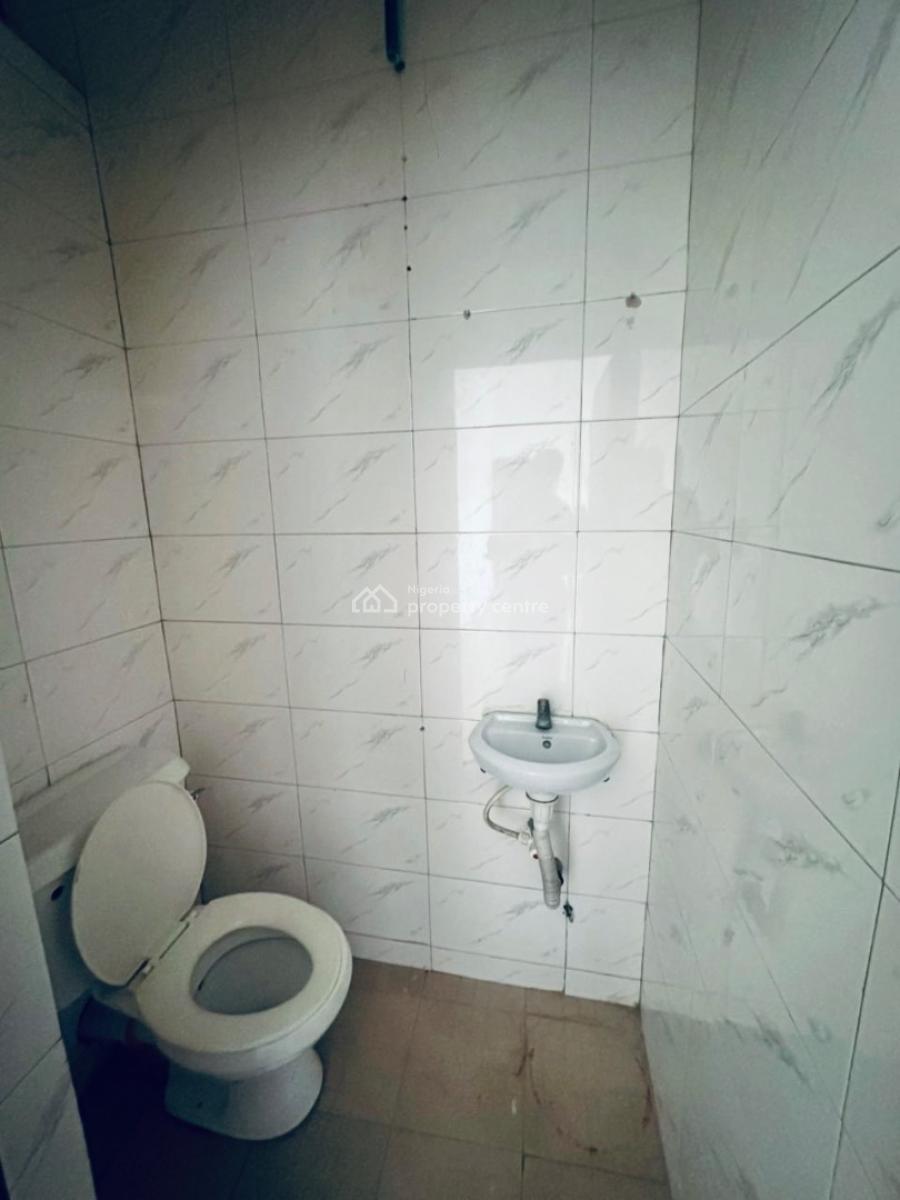 a Studio Apartment with Kitchen-room Self Contained, Canal West Estate-osapa London Lekki -jakande, Osapa, Lekki, Lagos, Self Contain (single Rooms) for Rent