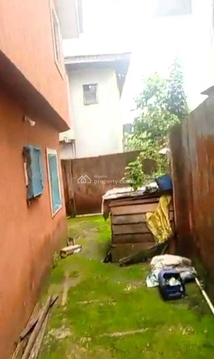 Urgent 4 Flats, Back of Uniben, Ugbowo Main Campus, Ovia North-east, Edo, Block of Flats for Sale