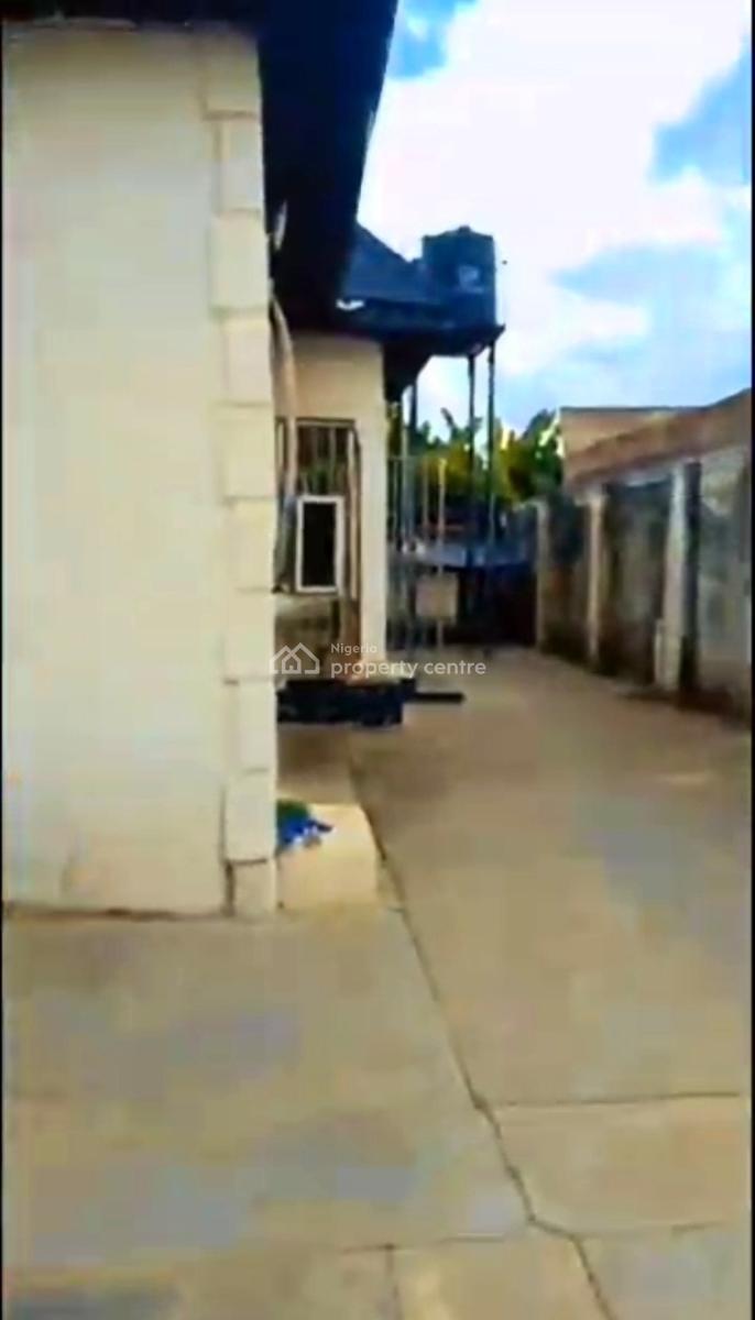 Urgent Brief, Okabere, Osaretin Quarters. Pz. Sapele Road, Ikpoba Okha, Edo, Block of Flats for Sale