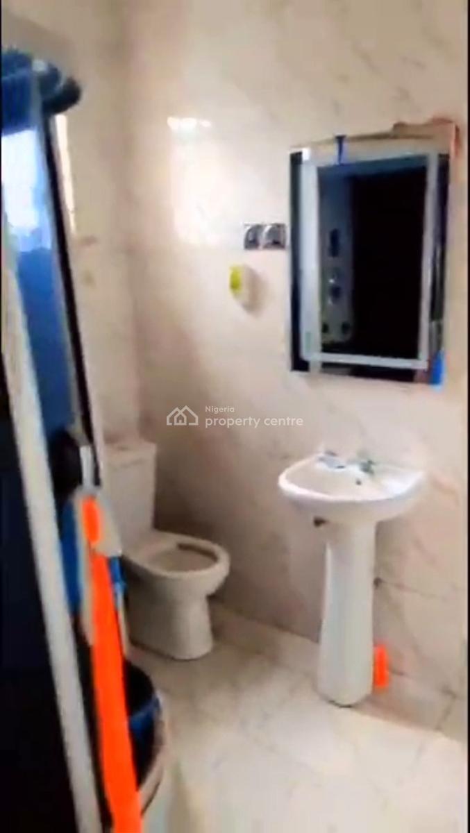 Urgent Brief, Okabere, Osaretin Quarters. Pz. Sapele Road, Ikpoba Okha, Edo, Block of Flats for Sale