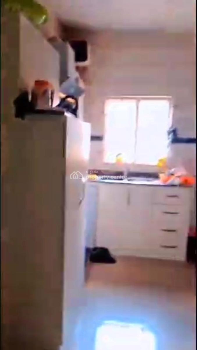 Urgent Brief, Okabere, Osaretin Quarters. Pz. Sapele Road, Ikpoba Okha, Edo, Block of Flats for Sale