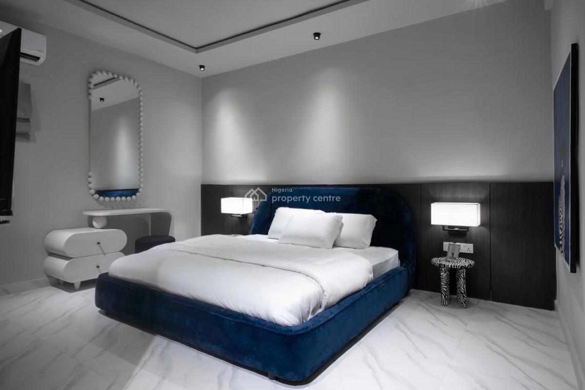 Luxury 2 Bedroom with Cinema and Ps5, Lekki Phase 1, Lekki, Lagos, Flat / Apartment Short Let