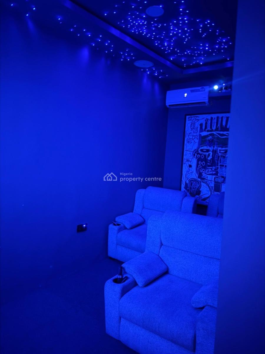 Luxury 2 Bedroom with Cinema and Ps5, Lekki Phase 1, Lekki, Lagos, Flat / Apartment Short Let