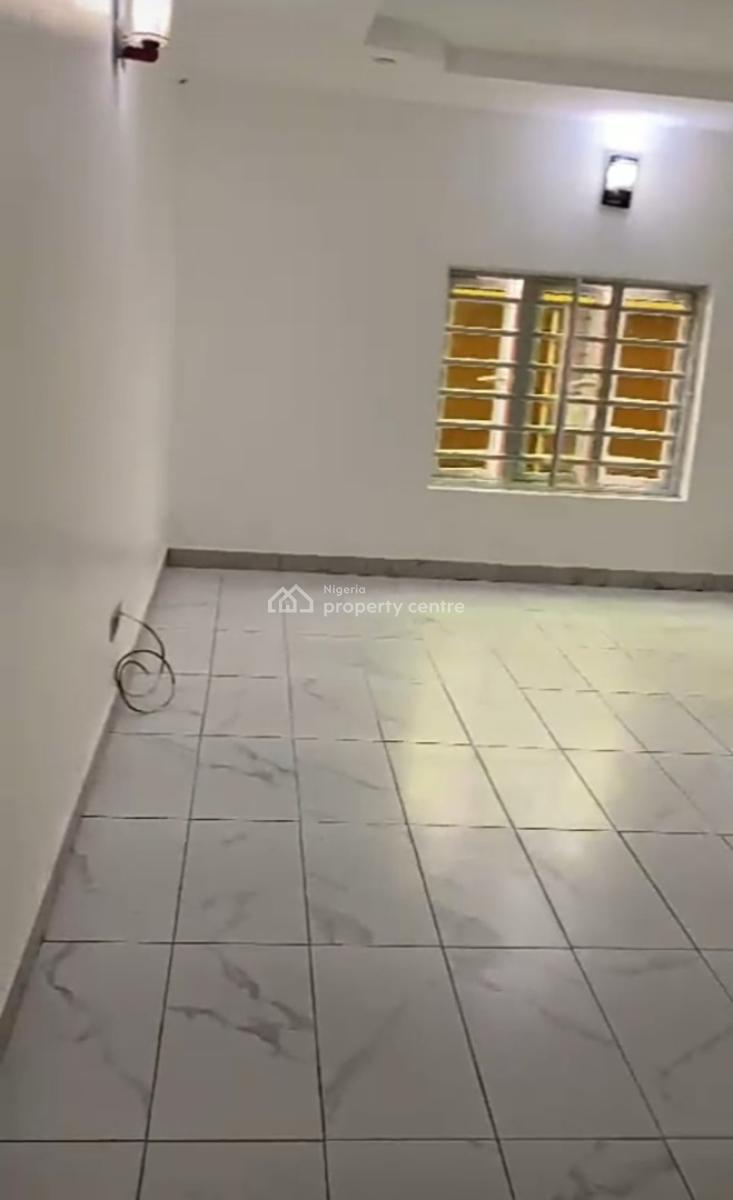 Large and Spacious 3-bedroom Upstairs Apartment { Video }, Treasure Estate, Sangotedo, Ajah, Lagos, Flat / Apartment for Rent
