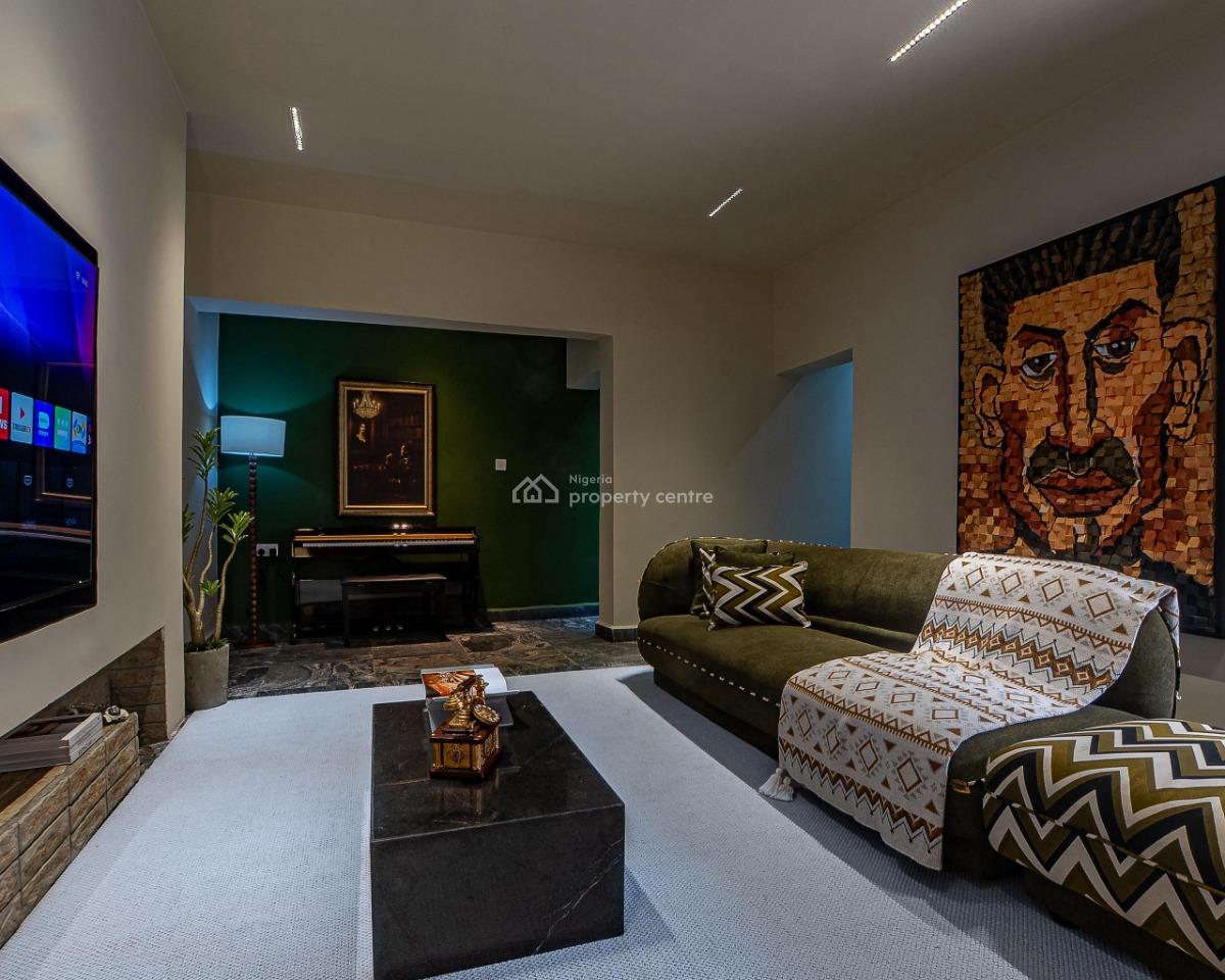 Aesthetically Pleasing 3 Bedroom with Cinema and Ps5, Guzape District, Abuja, Flat / Apartment Short Let