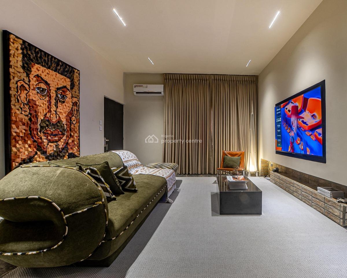 Aesthetically Pleasing 3 Bedroom with Cinema and Ps5, Guzape District, Abuja, Flat / Apartment Short Let