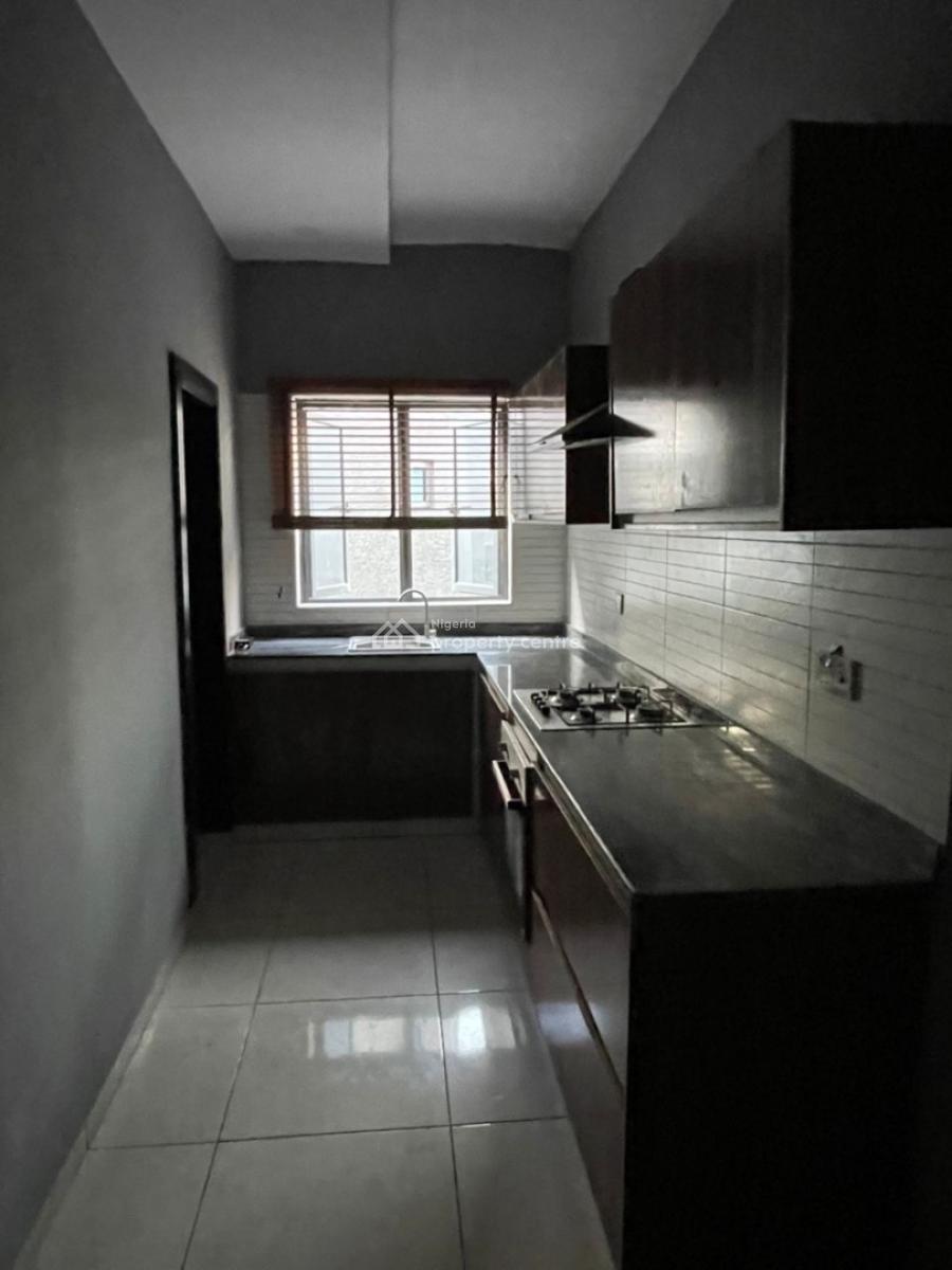 2 Bedroom Apartment, Lcc Lekki Lagos, Lekki, Lagos, Flat / Apartment for Rent