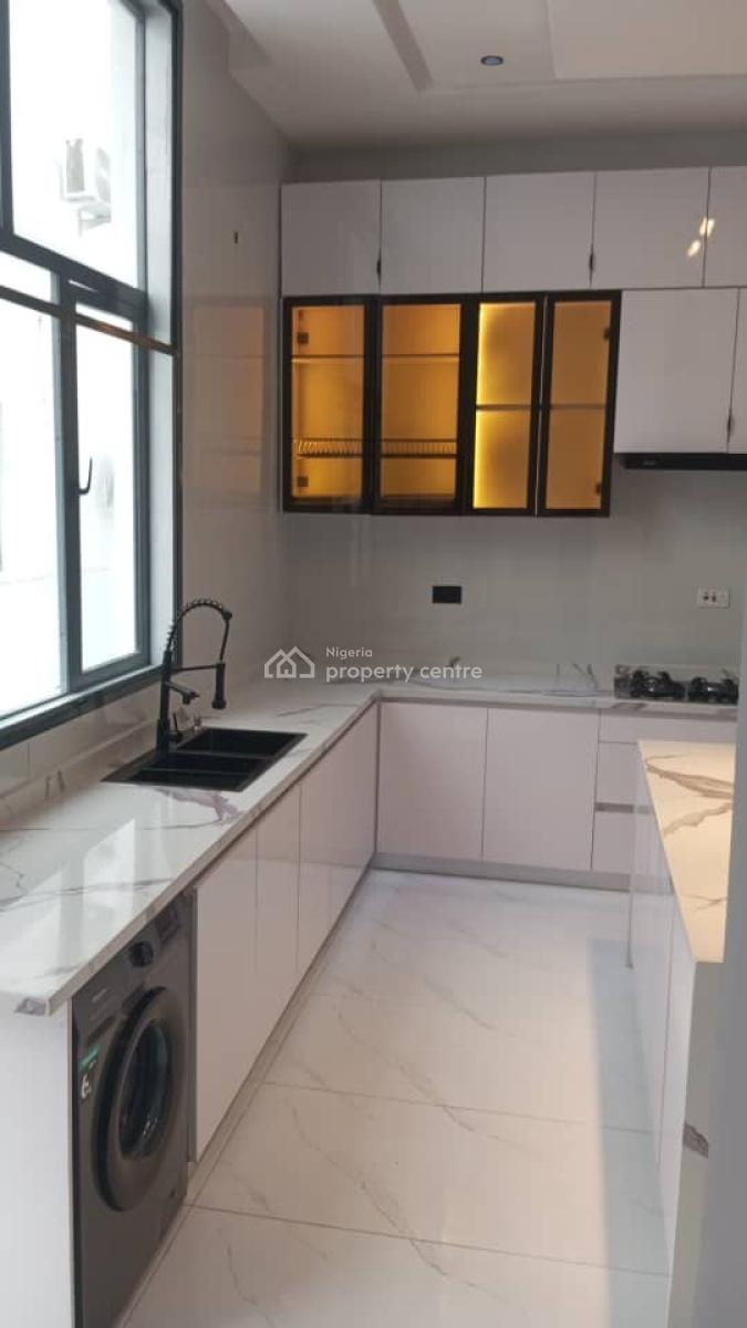 5 Bedroom Duplex, Osapa, Lekki, Lagos, Detached Duplex for Sale