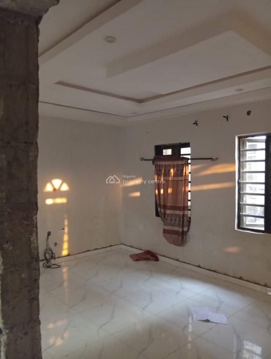2 Bedroom, Ikorodu, Lagos, Flat / Apartment for Sale