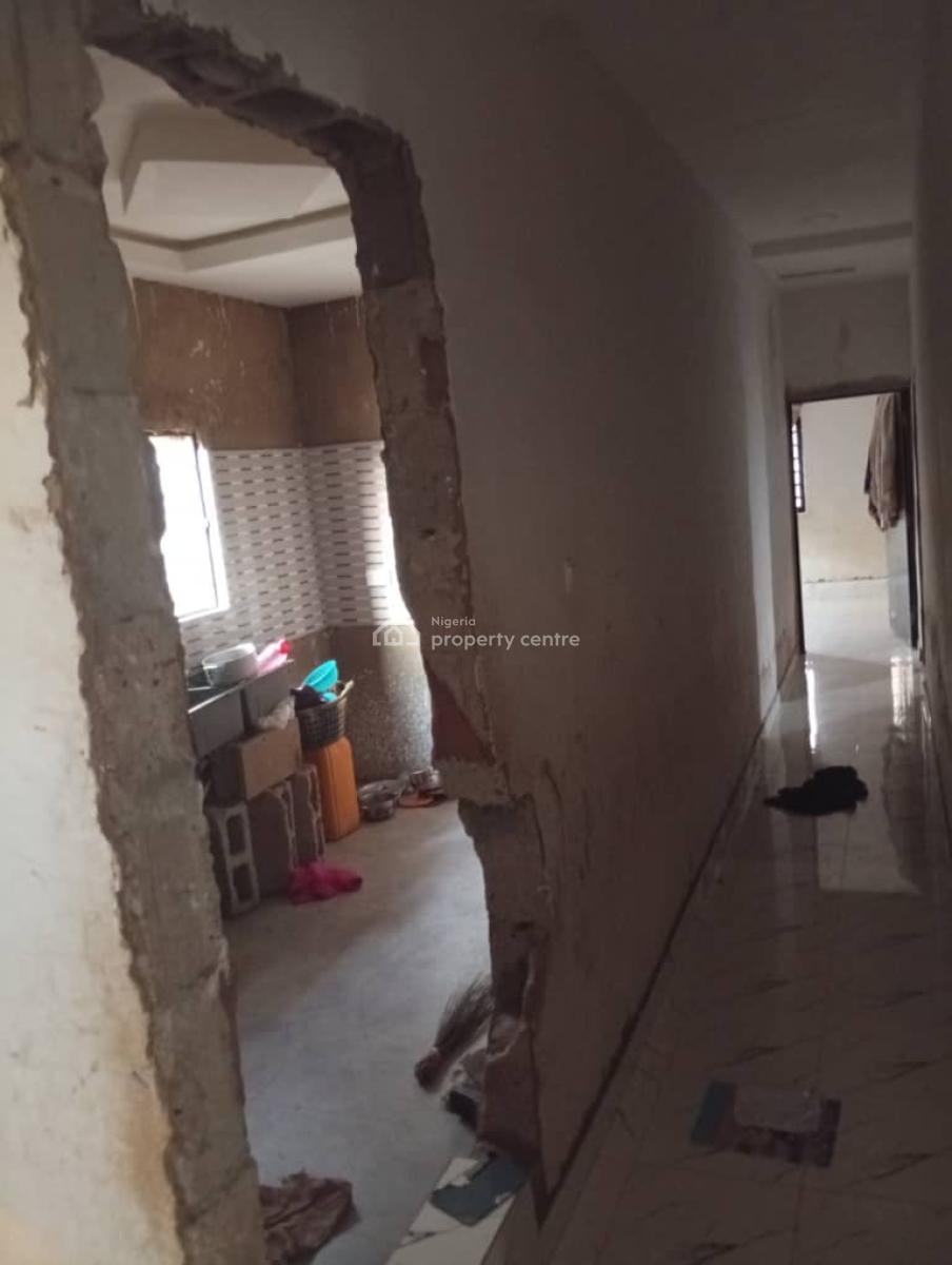 2 Bedroom, Ikorodu, Lagos, Flat / Apartment for Sale