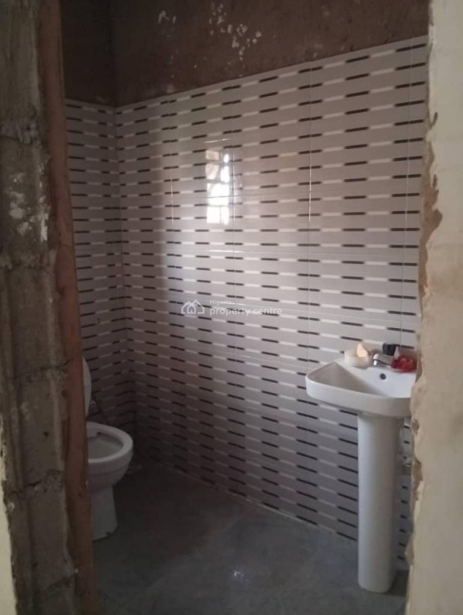 2 Bedroom, Ikorodu, Lagos, Flat / Apartment for Sale