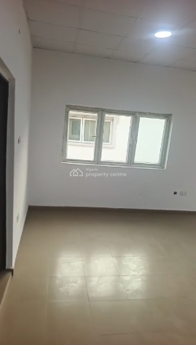 Spacious Mini Flat Upstairs, Eleganza Gardens Estate, Vgc, Lekki Phase 2, Lekki, Lagos, Mini Flat (room and Parlour) for Rent