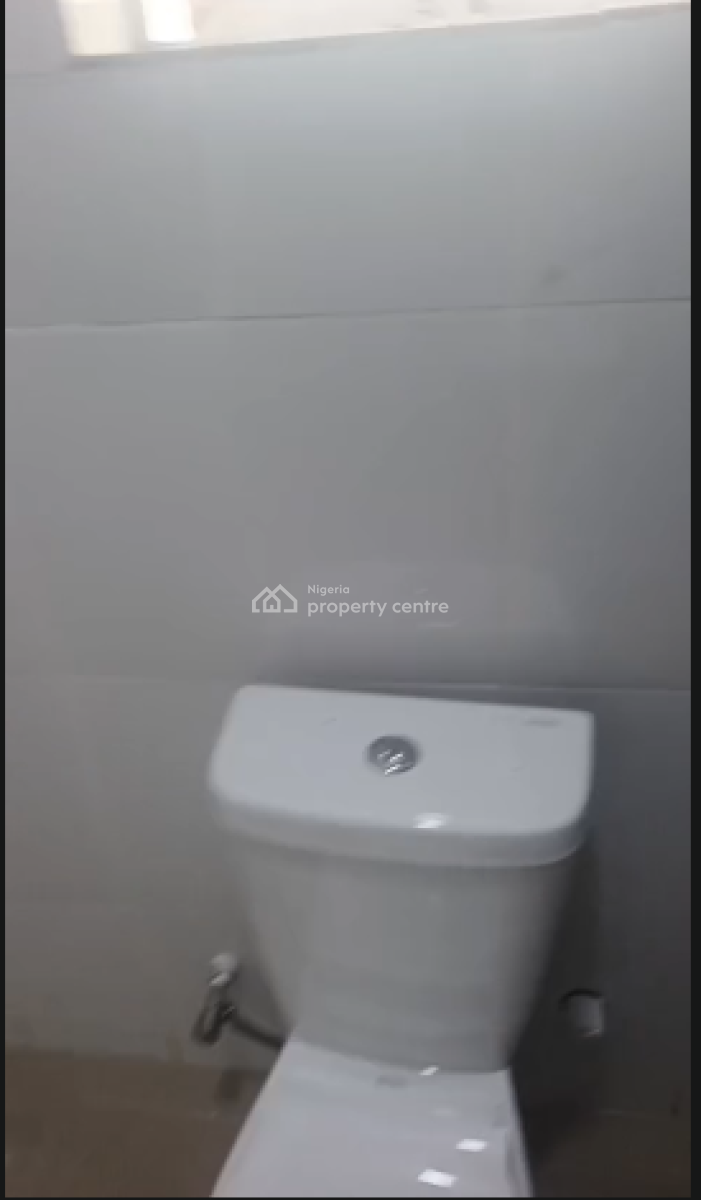 Spacious Mini Flat Upstairs, Eleganza Gardens Estate, Vgc, Lekki Phase 2, Lekki, Lagos, Mini Flat (room and Parlour) for Rent