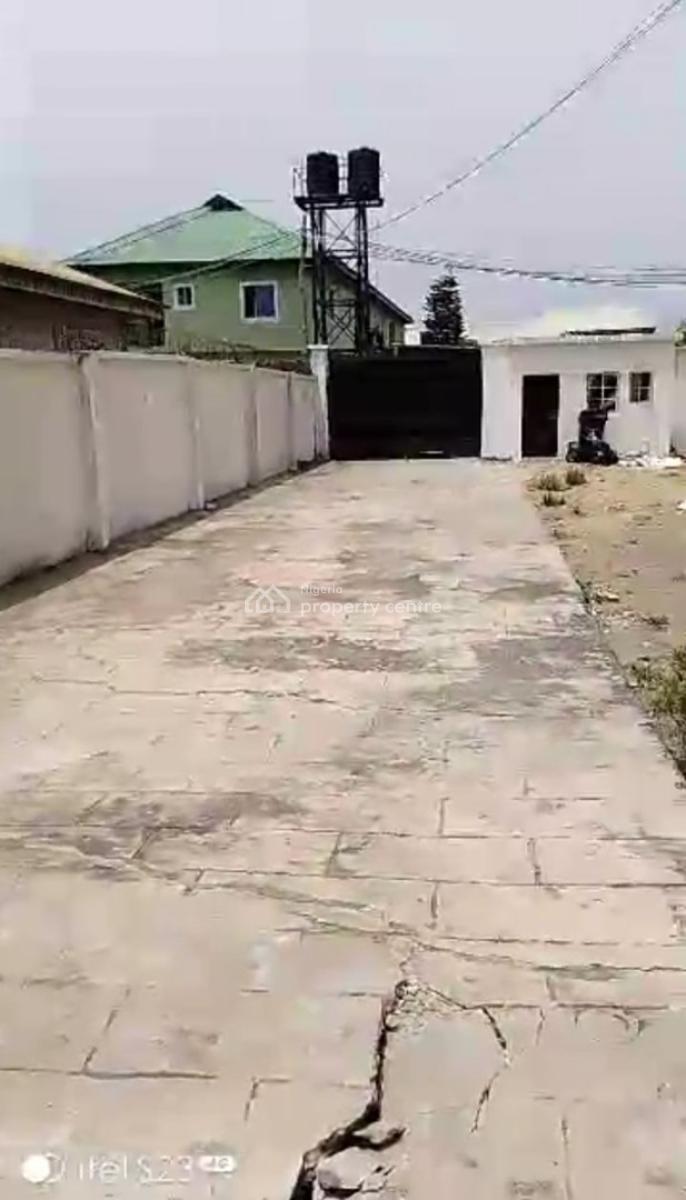 Full Upstairs Building with Gated Compound, Adeba, Ibeju Lekki, Lagos, House for Sale