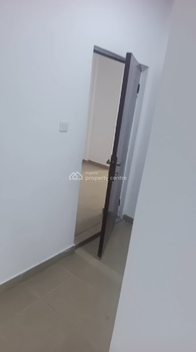 Studio Apartment Upstairs, Eleganza Gardens Estate, Vgc, Lekki Phase 2, Lekki, Lagos, Self Contain (single Rooms) for Rent