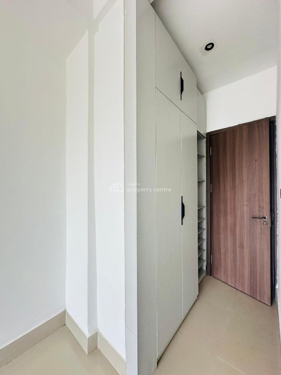 Beautifully Built 1&2bedroomapartment with Swimming Pool,gym &elevator, Ikate ,lekki ,lagos ,nigeria, Ikate, Lekki, Lagos, Mini Flat (room and Parlour) for Sale