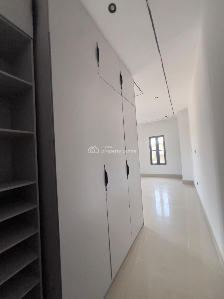 Newly-built 2bedroom Apartment with Pool ,gym and Elevator, Ikate, Lekki, Lagos, Flat / Apartment for Sale