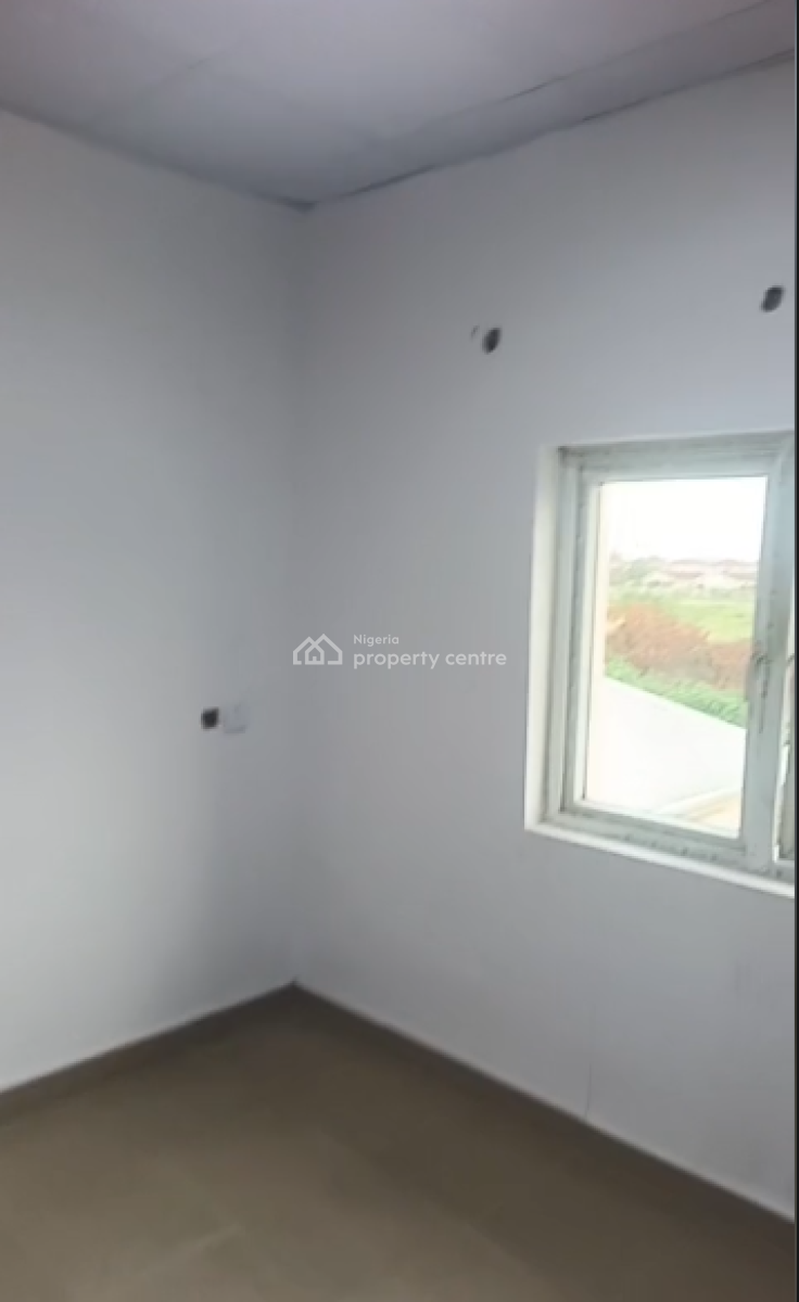 Room Upstairs, Eleganza Gardens Estate, Vgc, Lekki Phase 2, Lekki, Lagos, Flat / Apartment for Rent