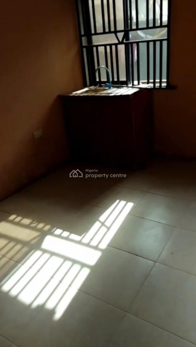 Self Contain Available with Open Plan Kitchen, Lekki Phase 1, Lekki, Lagos, Self Contain (single Rooms) for Rent