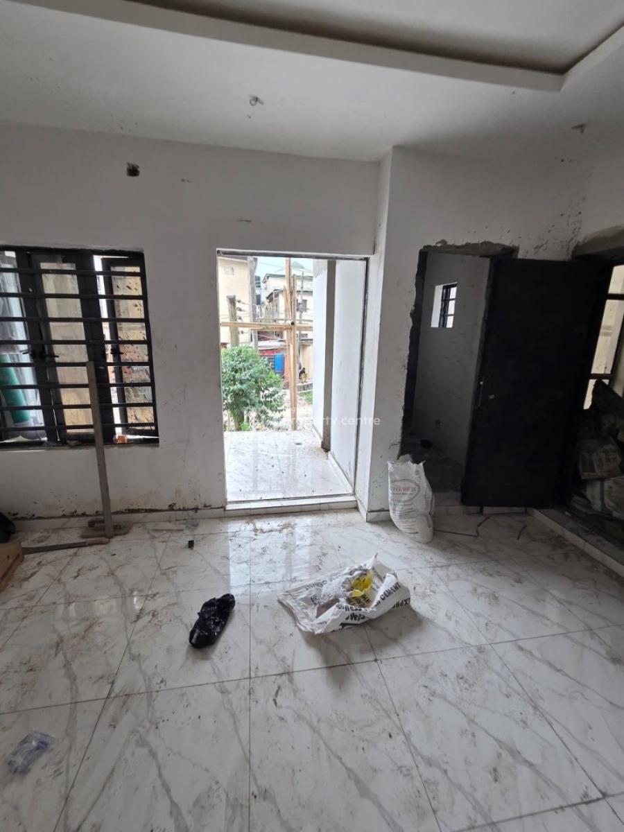 Excellently Built 3 Bedroom Apartment with Bq, Gbagada Lagos Nigeria, Gbagada, Lagos, Block of Flats for Sale