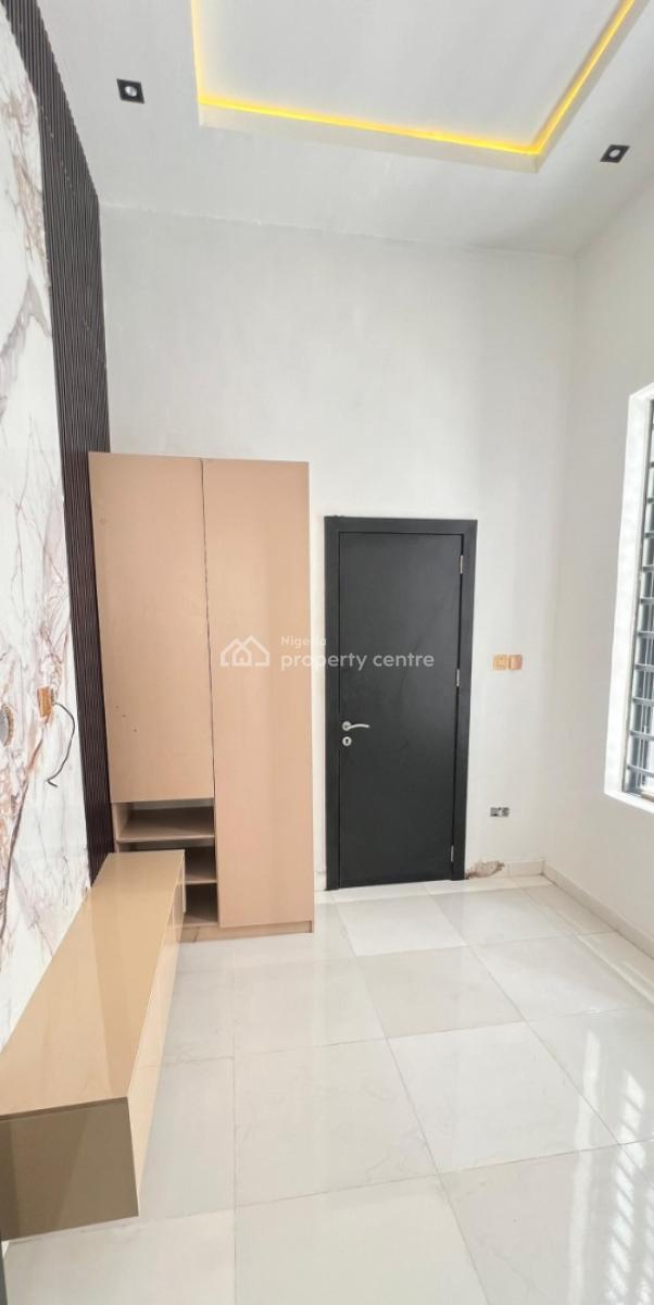 Luxury  5  Bedroom Fully Detached Duplex with  Swimming Pool & Lounge., Blend of Skymall Axis, Sangotedo, Ajah, Lagos, Detached Duplex for Sale