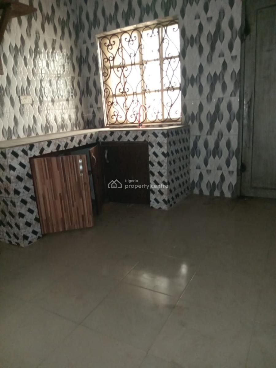 3 Bedroom Apartment Upstairs, Ogombo, Ajah, Lekki Phase 2, Lekki, Lagos, House for Rent