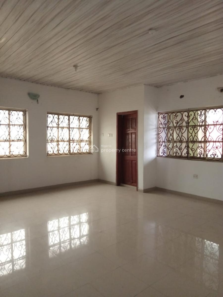3 Bedroom Apartment Upstairs, Ogombo, Ajah, Lekki Phase 2, Lekki, Lagos, House for Rent